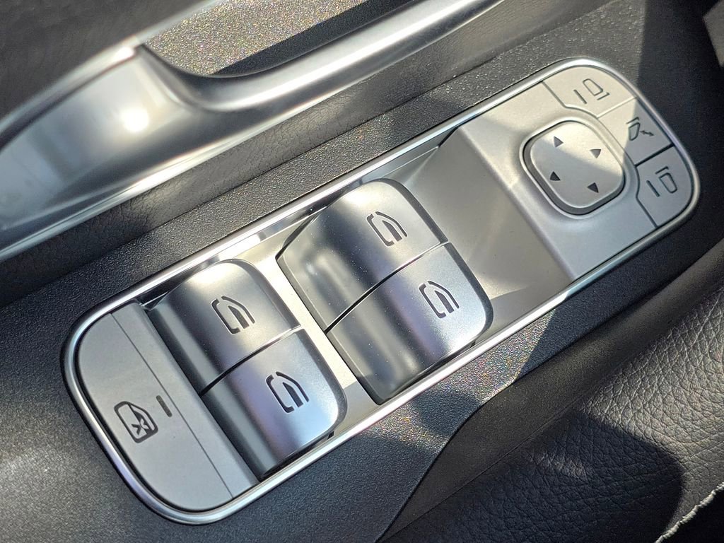 New 2026 Mercedes-Benz GLS 450 4MATIC image 28