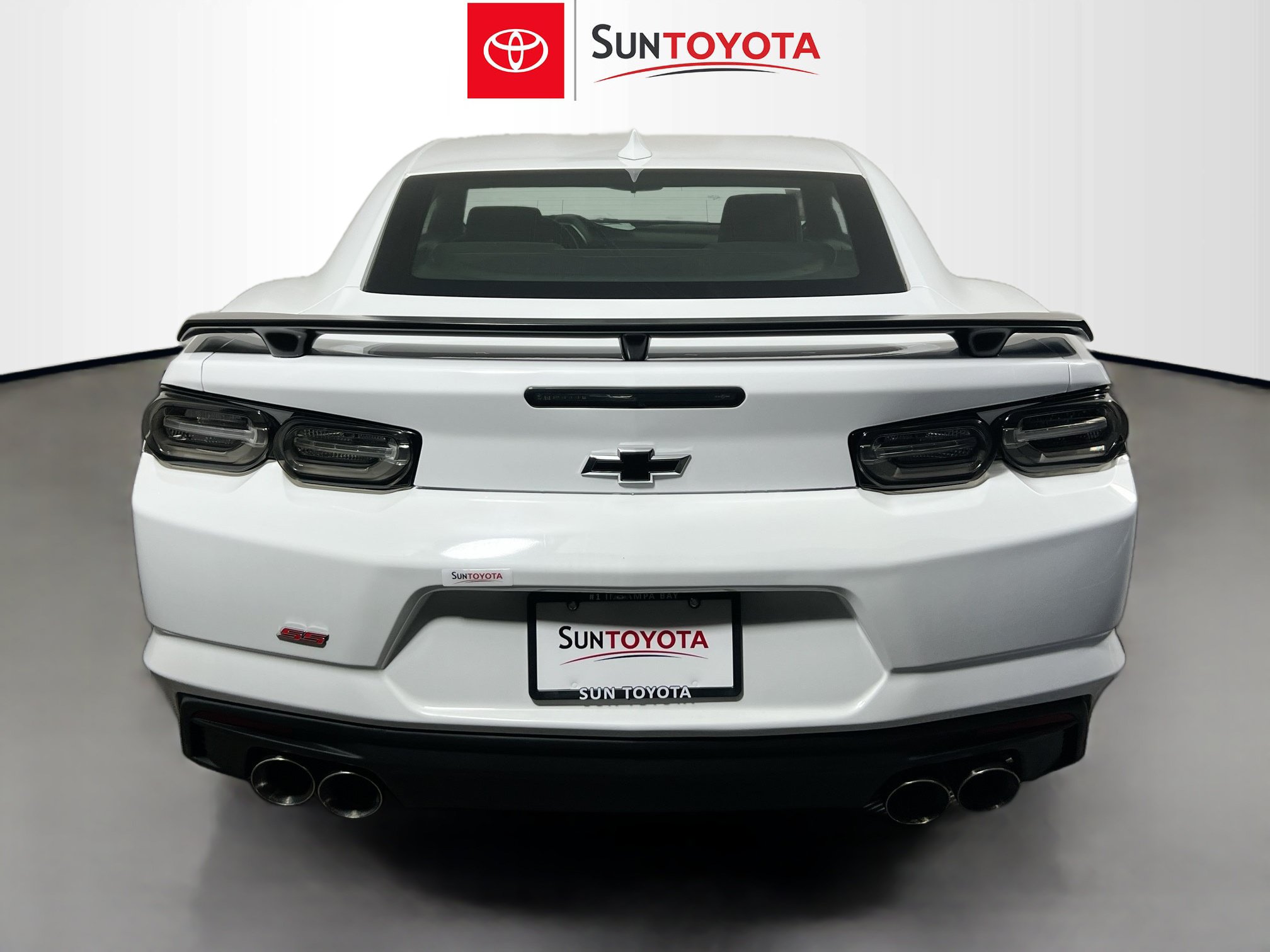 Used 2022 Chevrolet Camaro SS RWD image 5