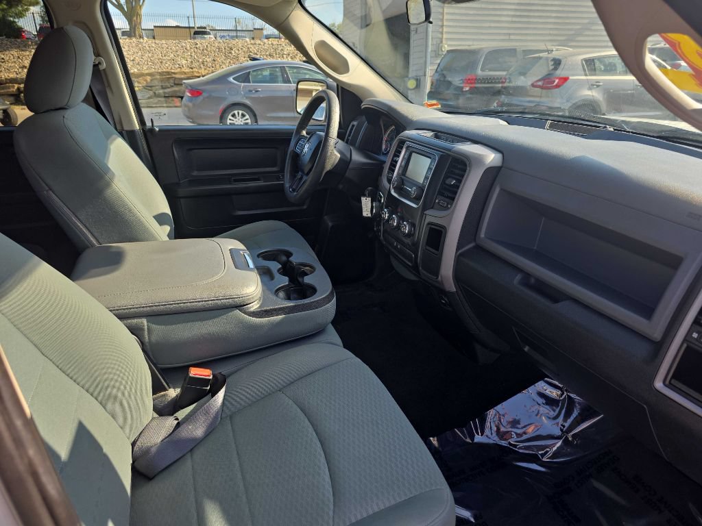 Used 2018 RAM 1500 Express w/ Express Value Package AWD/4WD image 10