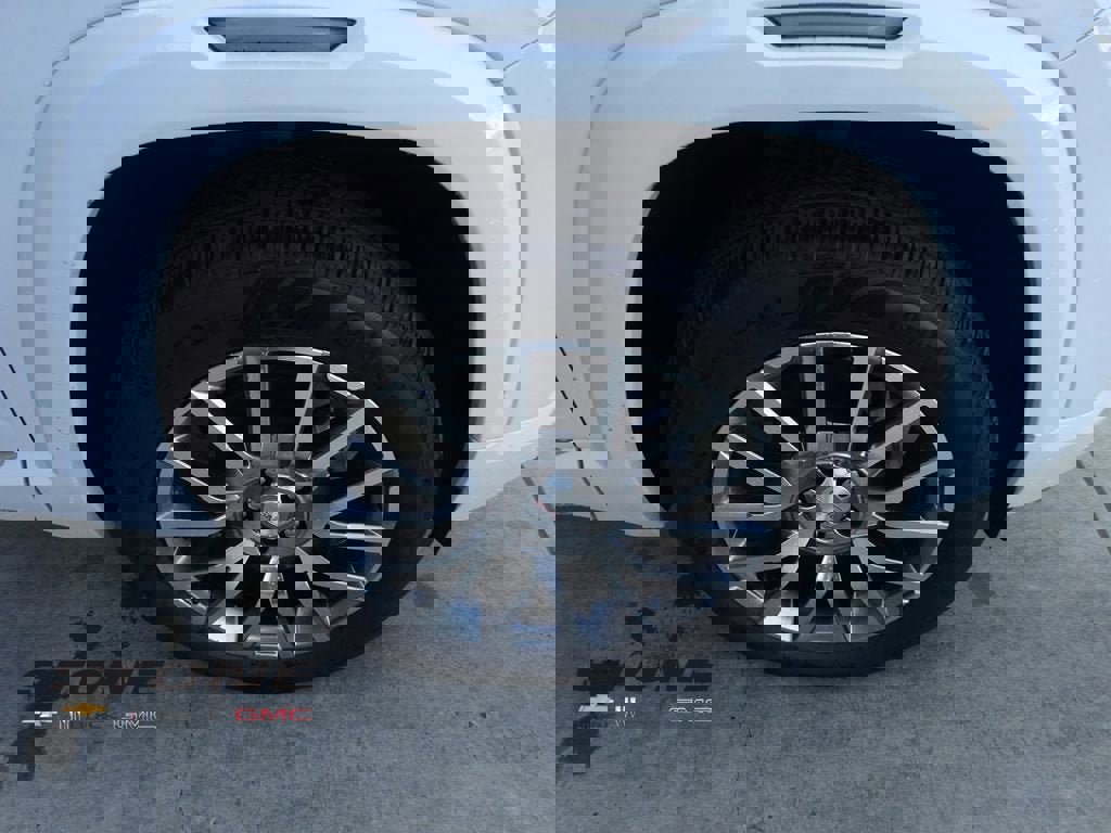 New 2026 GMC Terrain Denali image 10