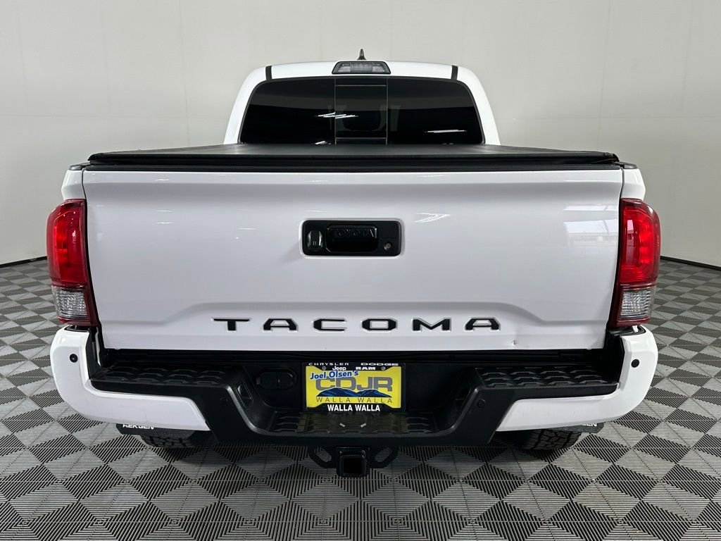 Used 2019 Toyota Tacoma TRD Off-Road image 19