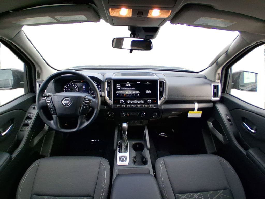 New 2026 Nissan Frontier SV w/ Tow Package AWD/4WD image 12