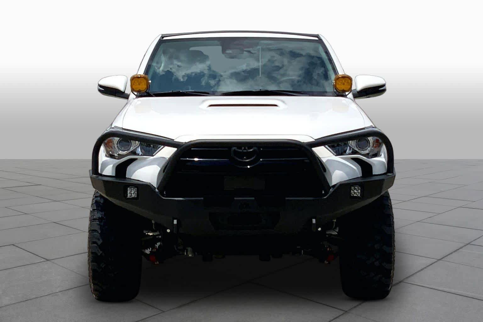Used 2020 Toyota 4Runner TRD Off-Road Premium w/ Moonroof Package AWD/4WD image 4