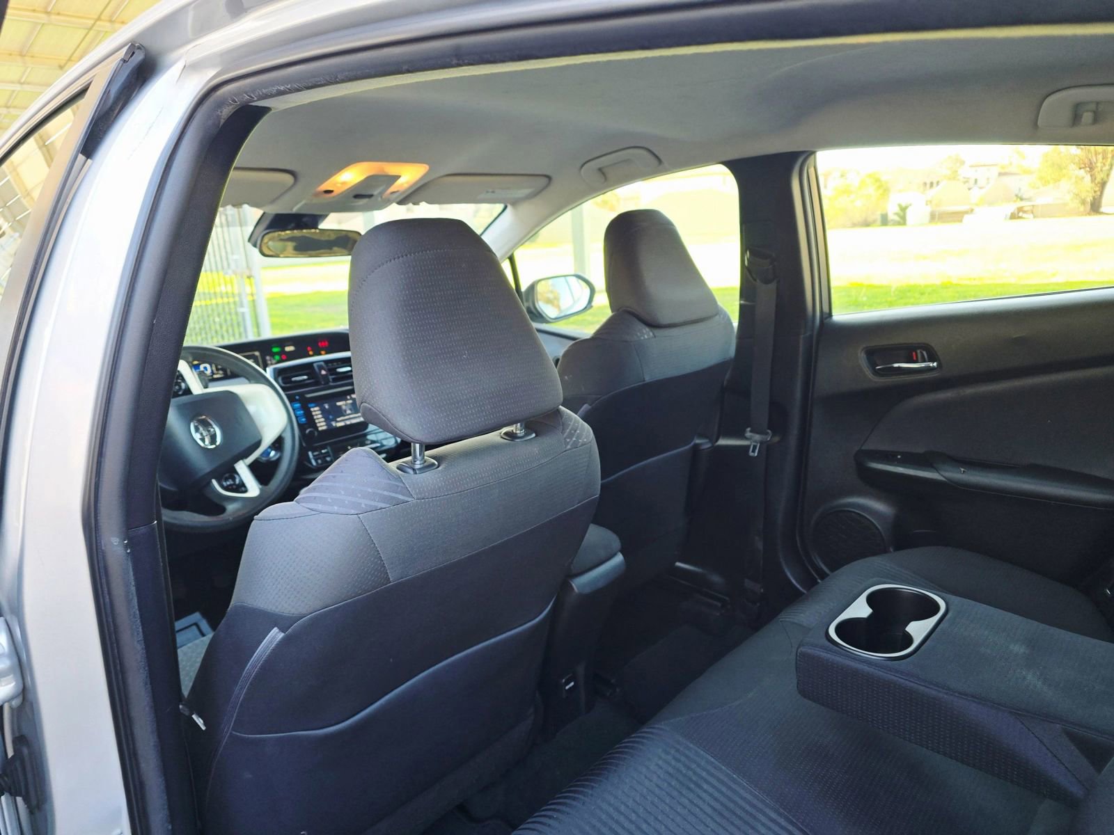 Used 2017 Toyota Prius Two image 40