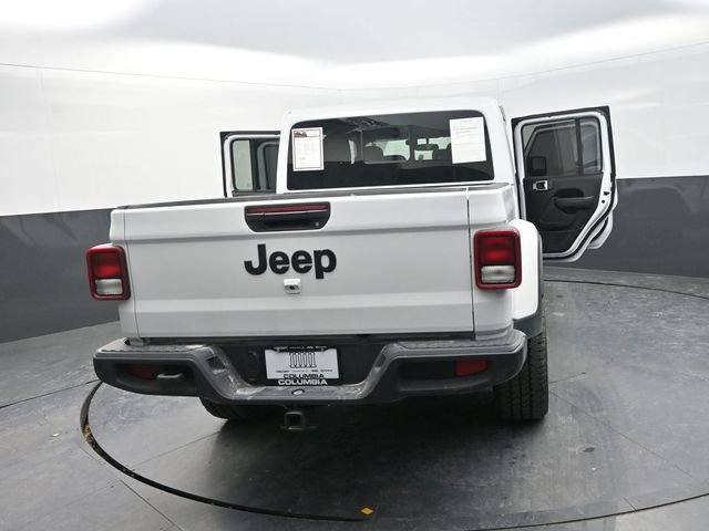 Used 2025 Jeep Gladiator Sport image 31
