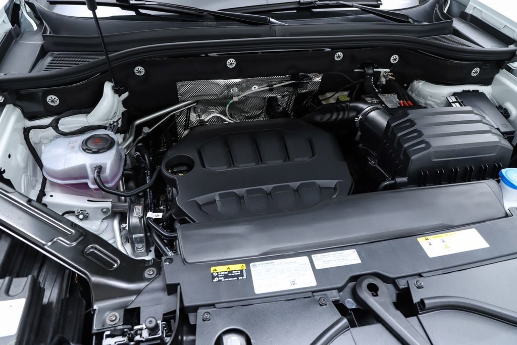 New 2026 Volkswagen Atlas Cross Sport SE image 28