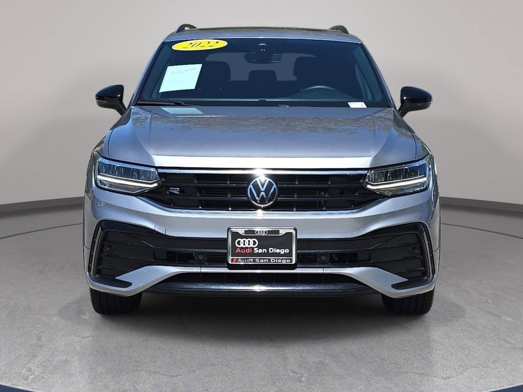Used 2022 Volkswagen Tiguan SE R-Line FWD image 3