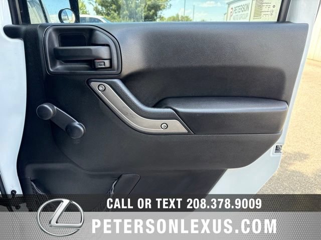 Used 2013 Jeep Wrangler Unlimited Sport AWD/4WD image 12