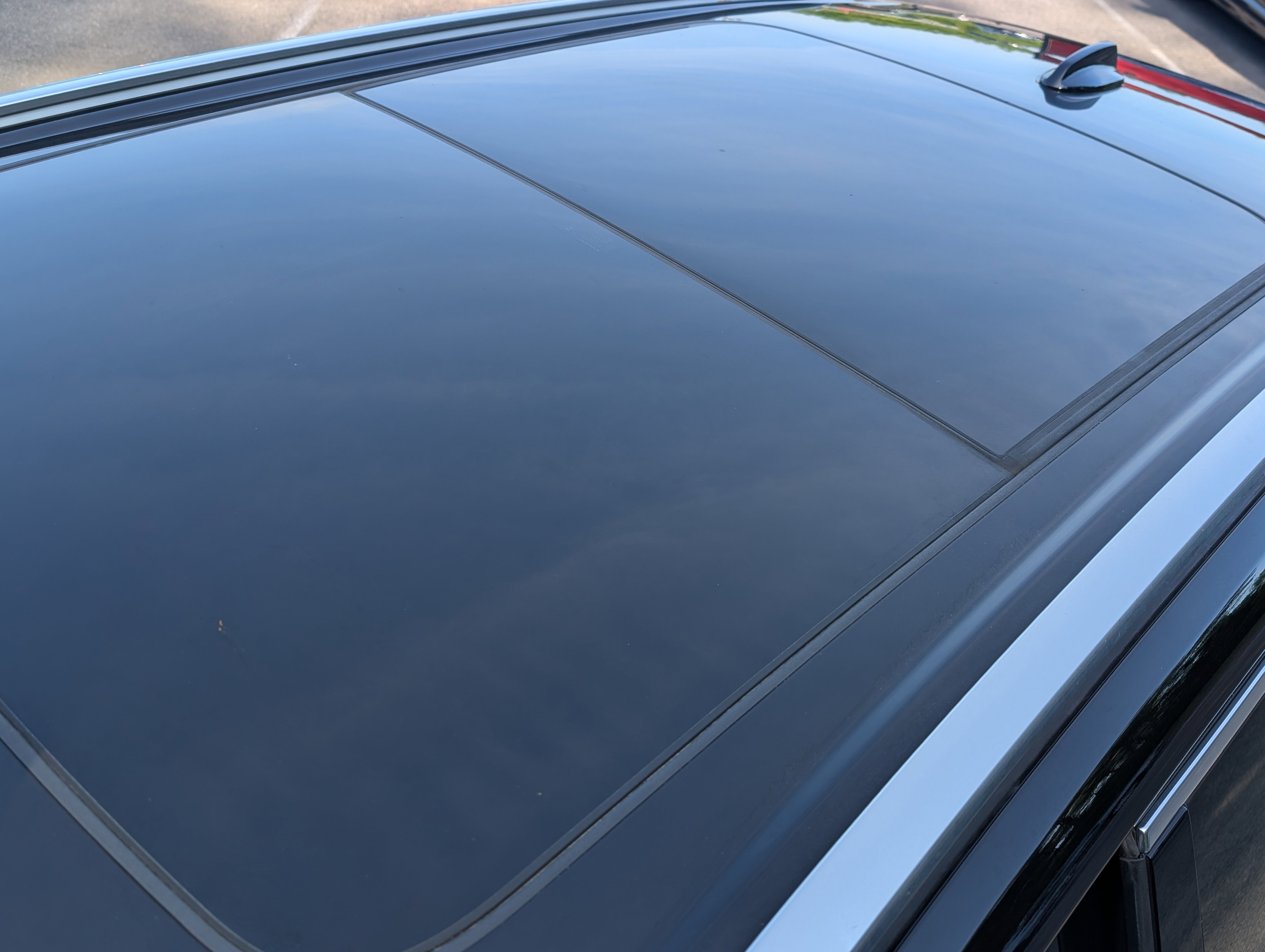 Used 2023 Volvo XC60 T8 Core image 14