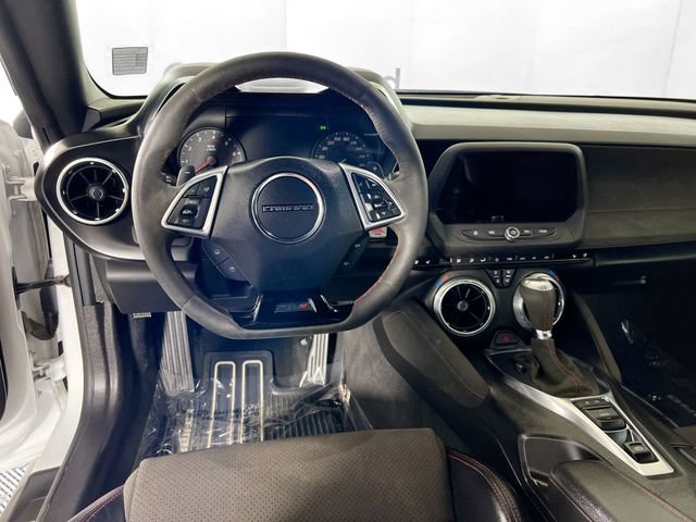 Used 2022 Chevrolet Camaro ZL1 RWD image 24