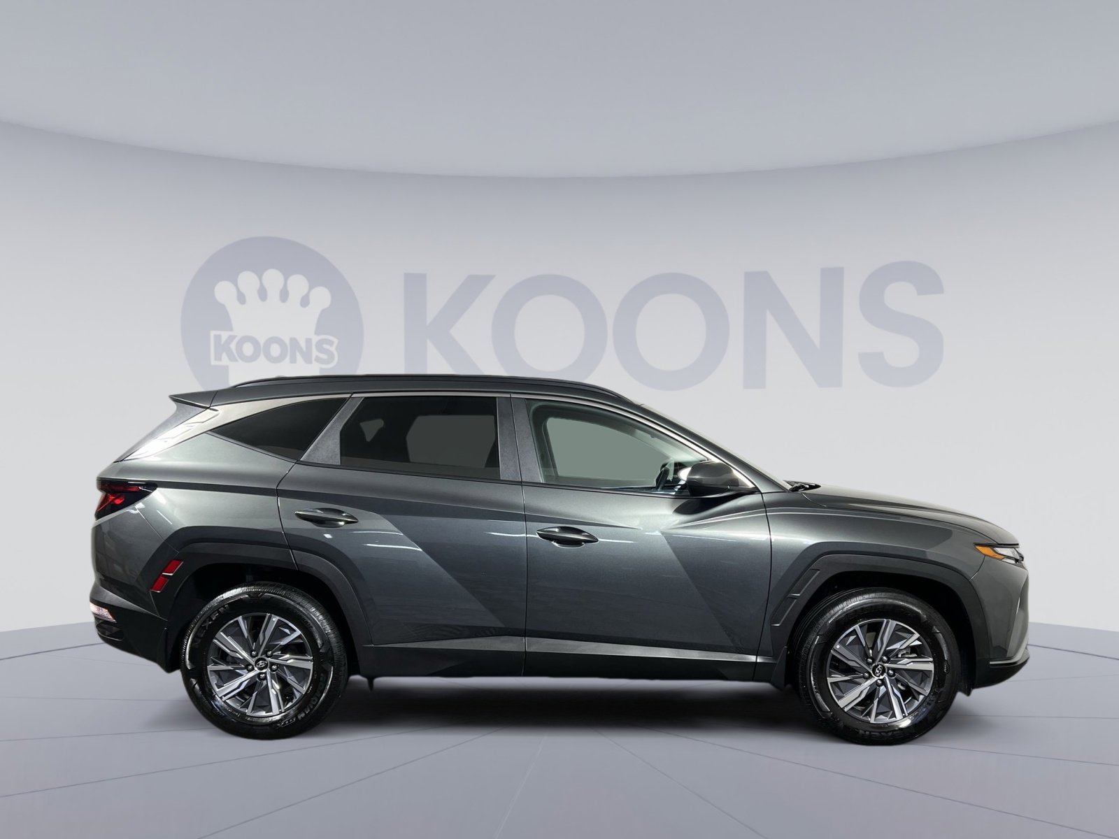 Used 2024 Hyundai Tucson Blue image 8