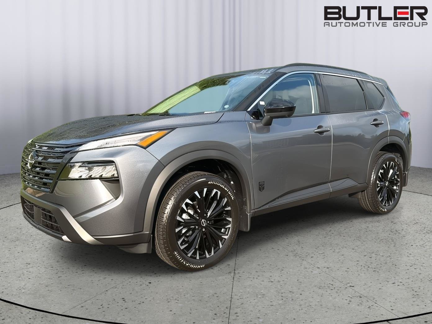 New 2026 Nissan Rogue Dark Armor FWD image 3