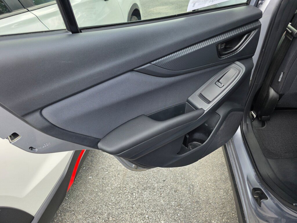 Certified 2022 Subaru Crosstrek 2.0i Premium w/ Moonroof Package image 11