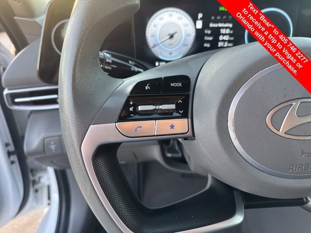 Used 2024 Hyundai Elantra SEL image 18