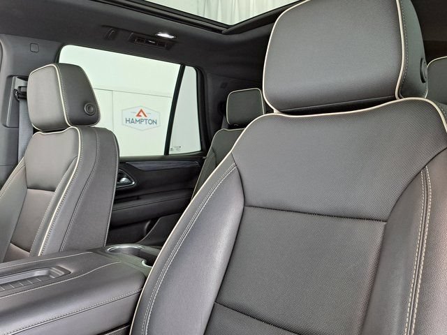 Used 2021 GMC Yukon SLT w/ SLT Premium Package AWD/4WD image 25