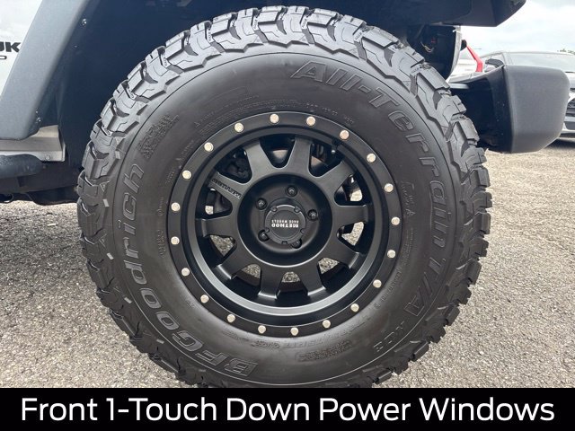 Used 2018 Jeep Wrangler Unlimited Sport S AWD/4WD image 28