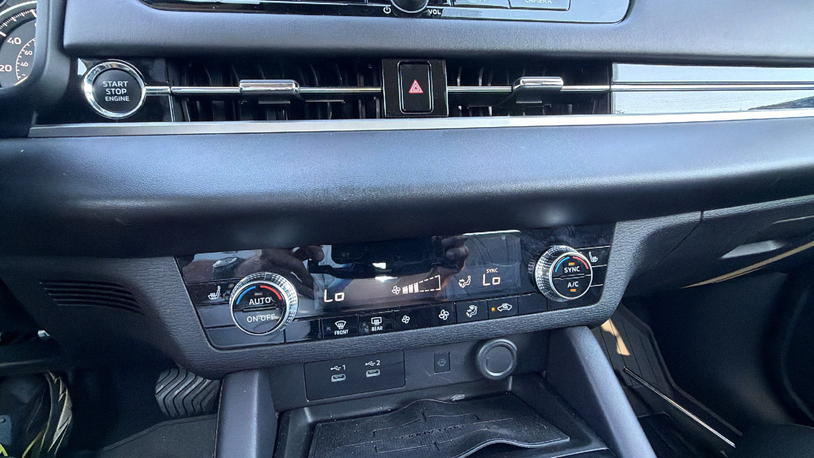 Used 2025 Mitsubishi Outlander SE FWD image 33