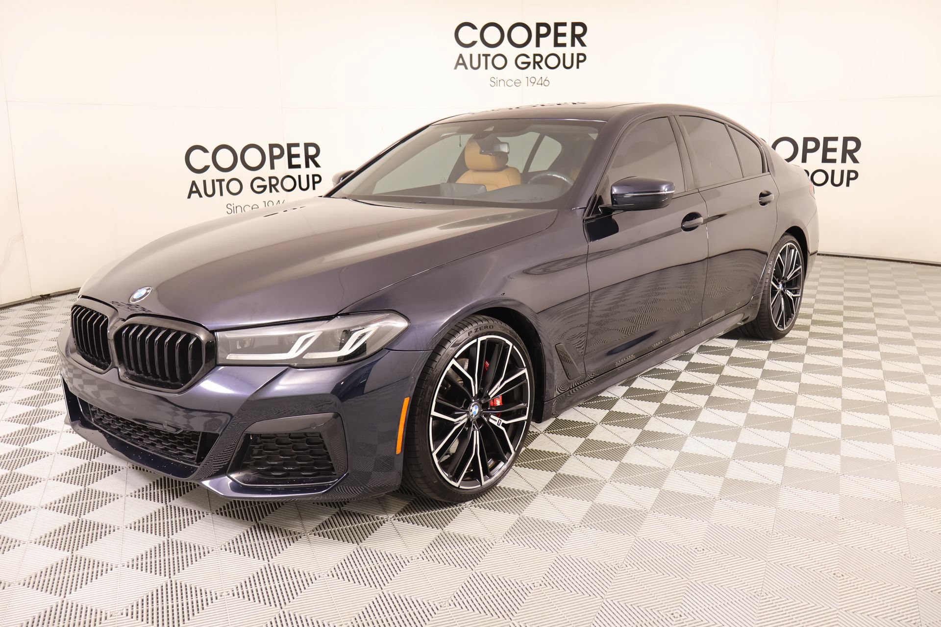Used 2023 BMW 530i w/ M Sport Package RWD image 11