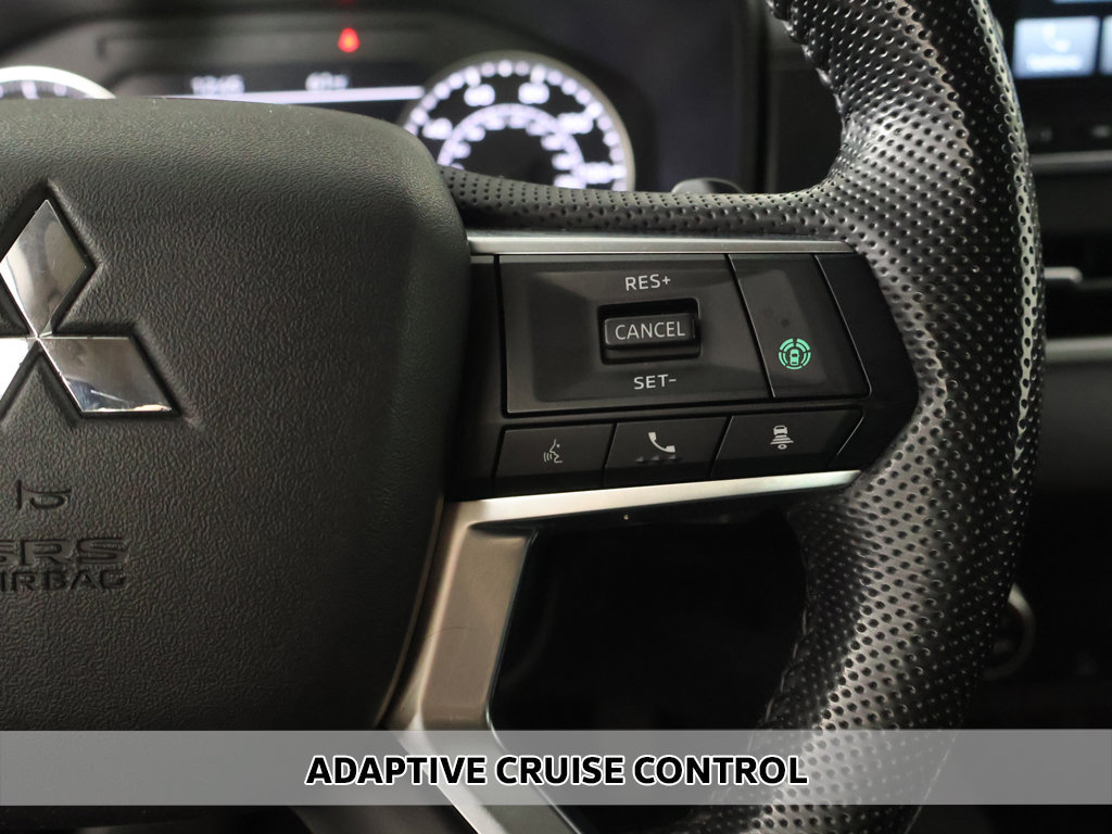 Used 2022 Mitsubishi Outlander SEL AWD/4WD image 5