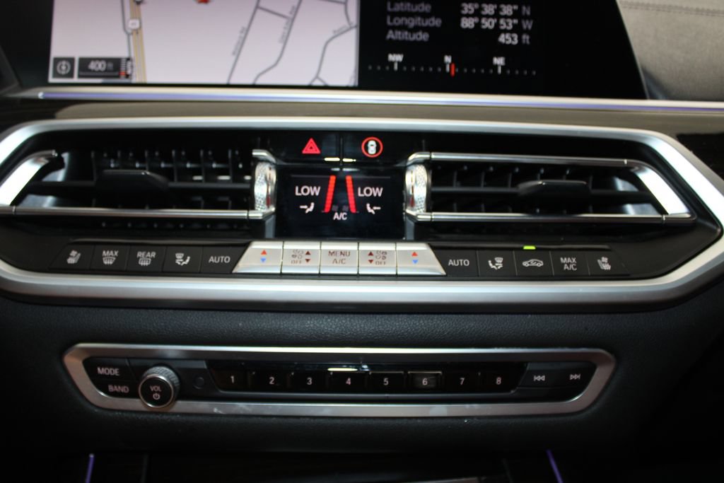 Used 2021 BMW X7 M50i w/ Executive Package AWD/4WD image 49