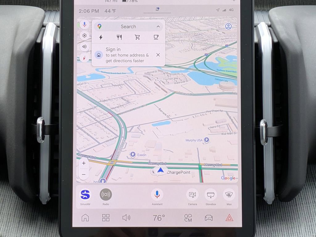 New 2026 Volvo EX30 Ultra w/ Protection Package image 17