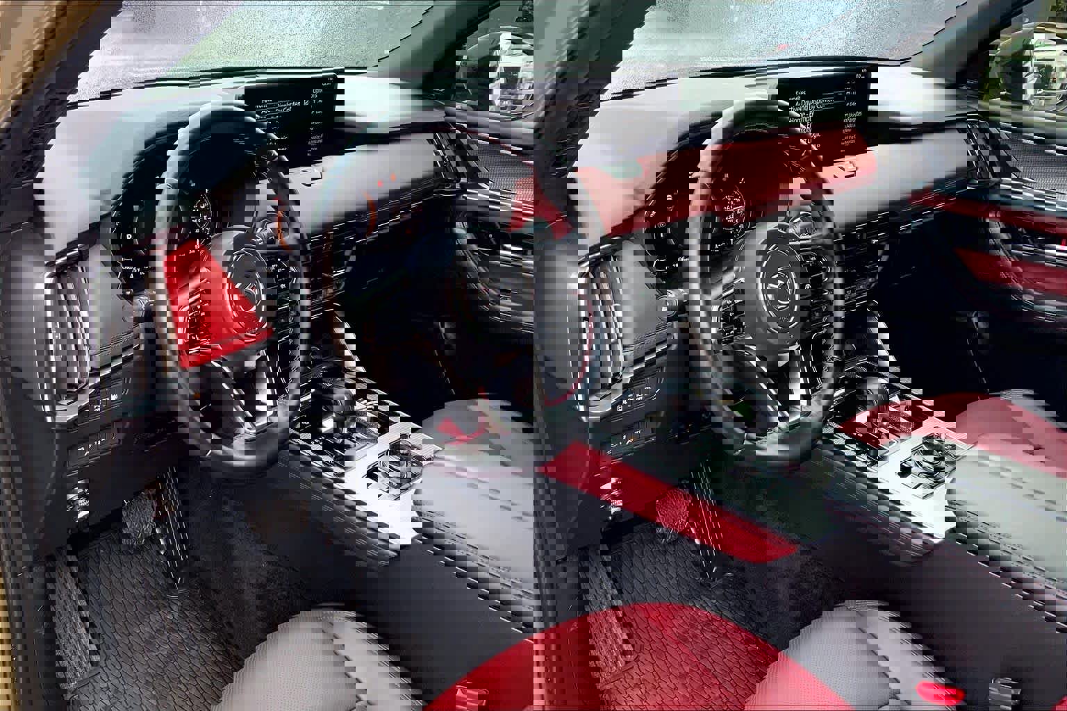 Used 2025 MAZDA CX-70 Plug-In Hybrid w/ Premium Plus image 15