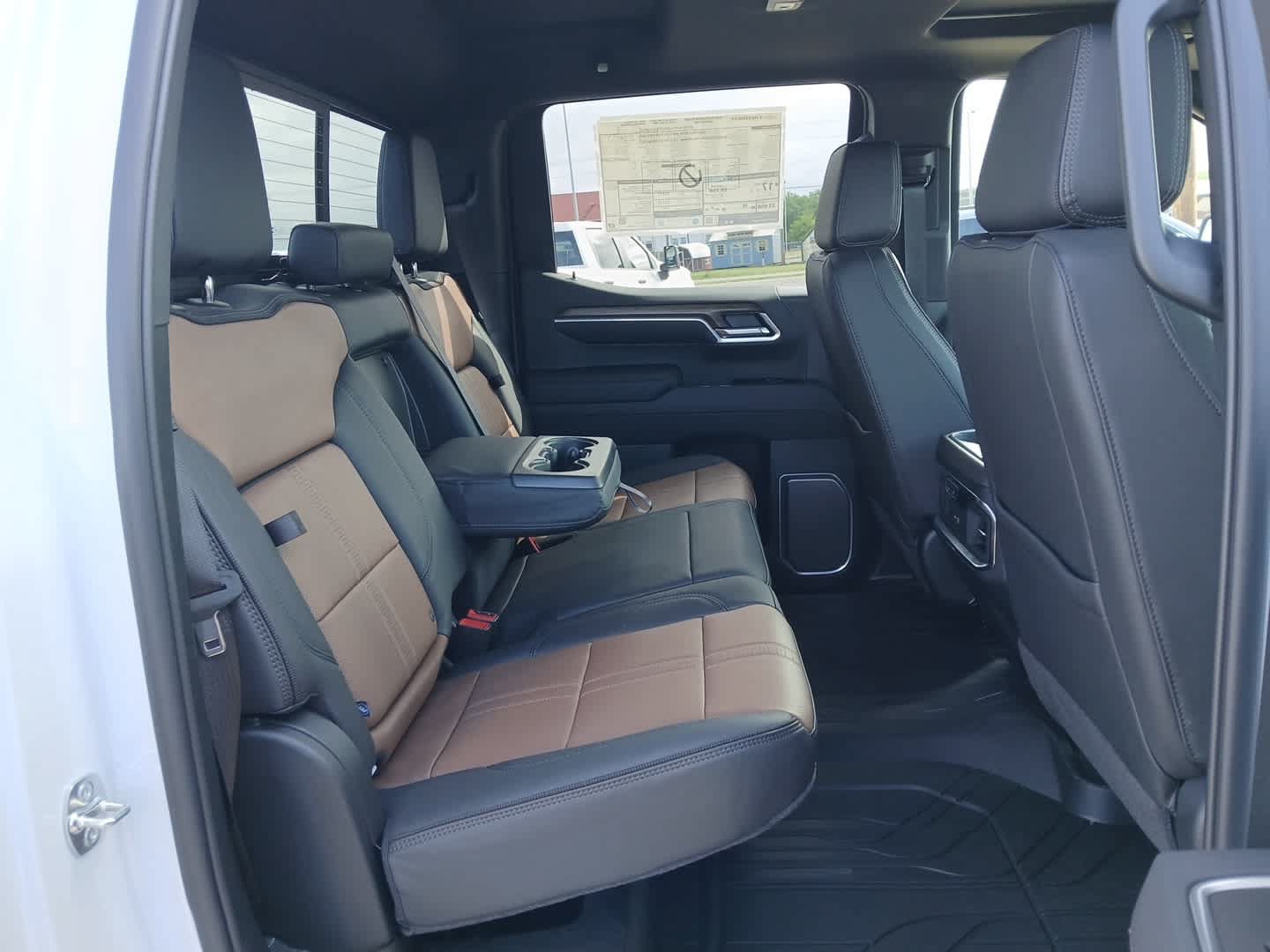 New 2026 Chevrolet Silverado 1500 High Country w/ High Country Premium Package AWD/4WD image 73