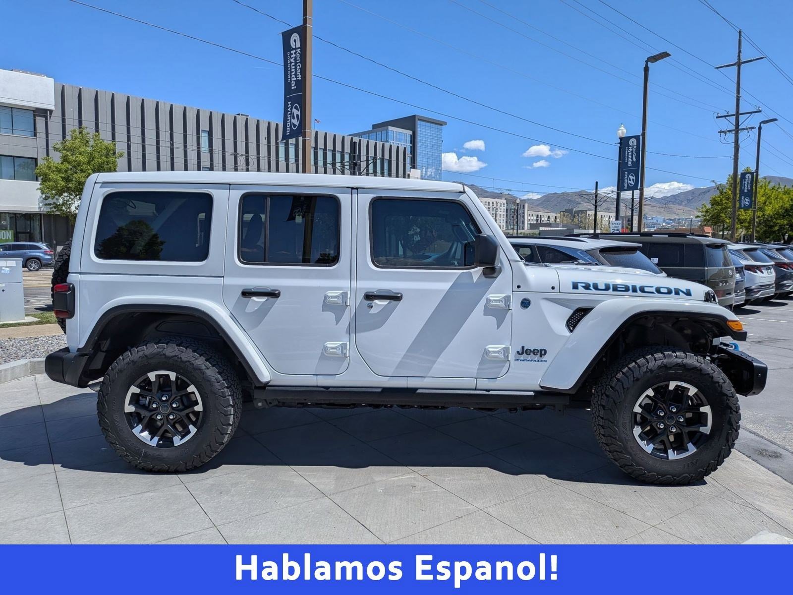 Used 2024 Jeep Wrangler Unlimited Rubicon 4xe AWD/4WD image 2