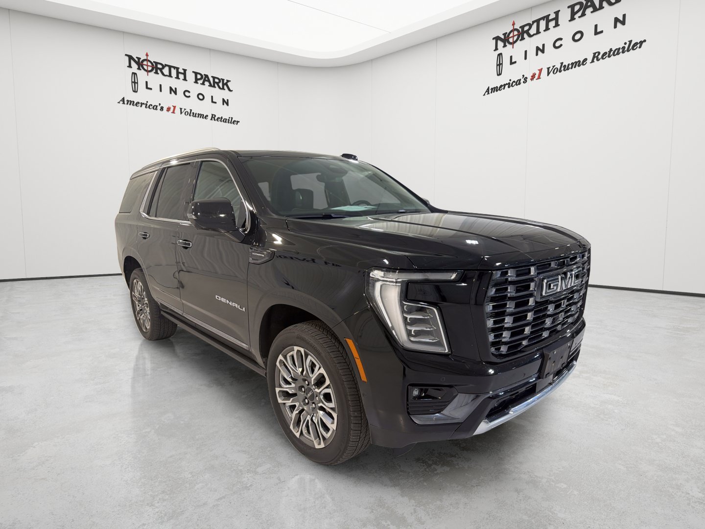 Used 2026 GMC Yukon Denali Ultimate AWD/4WD image 7
