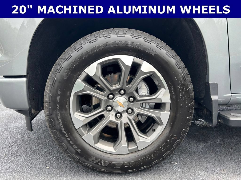 Used 2026 Chevrolet Silverado 1500 High Country w/ LPO, Dark Essentials Package AWD/4WD image 7