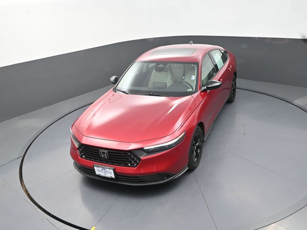 Used 2025 Honda Accord SE image 15