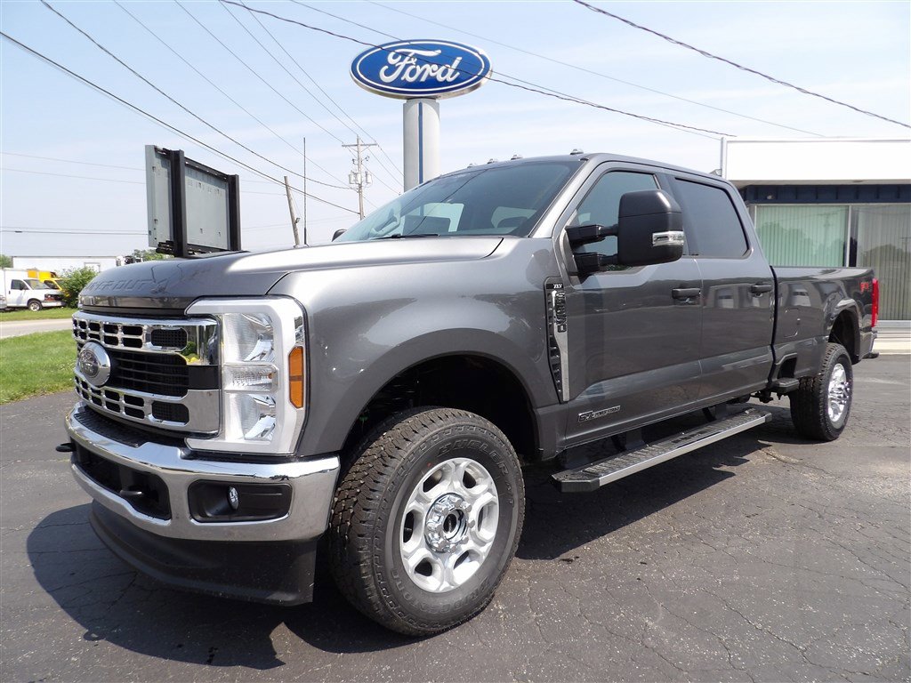 New 2025 Ford F350 XLT w/ FX4 Off-Road Package image 32