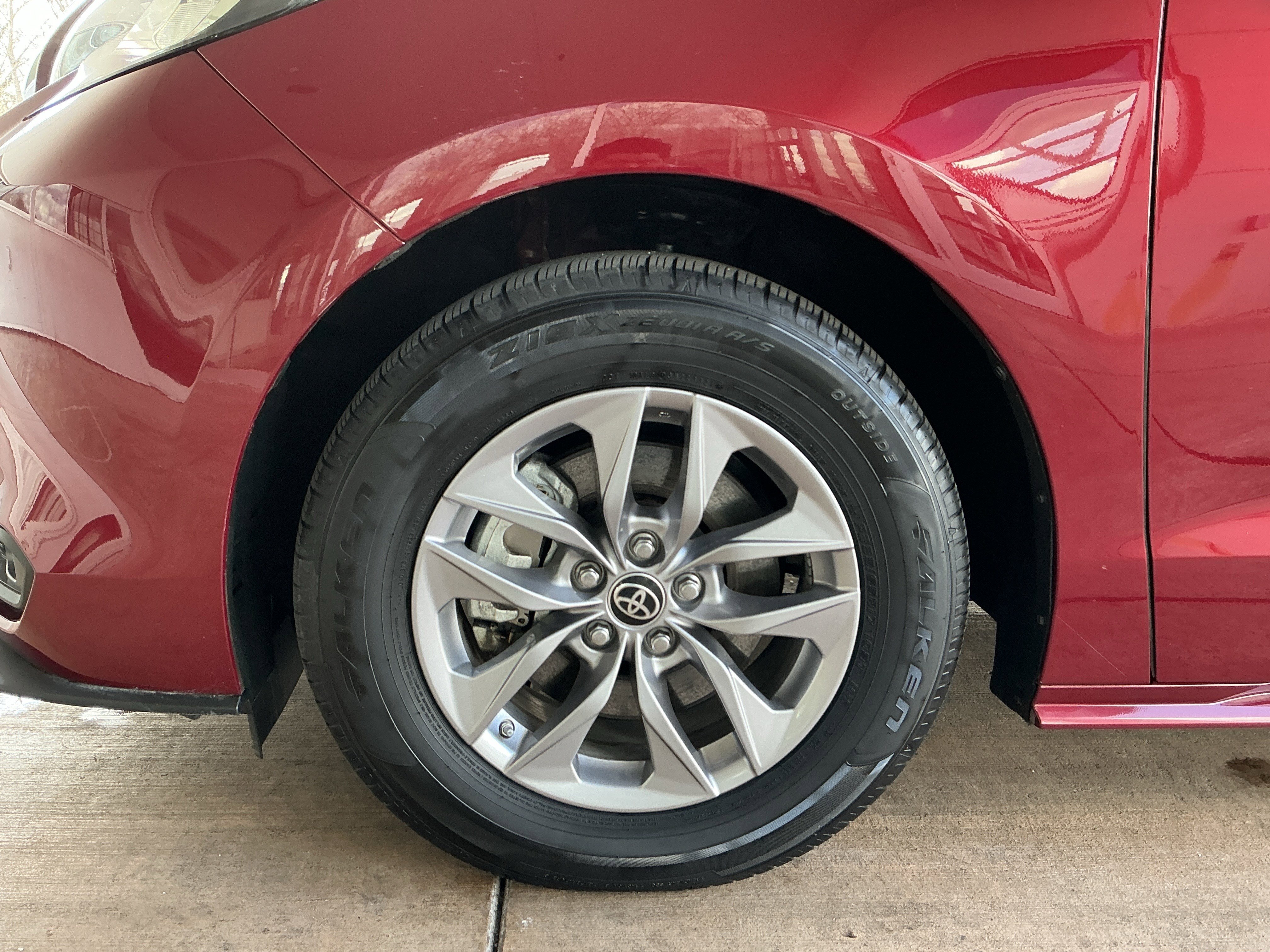 Used 2022 Toyota Sienna LE image 26