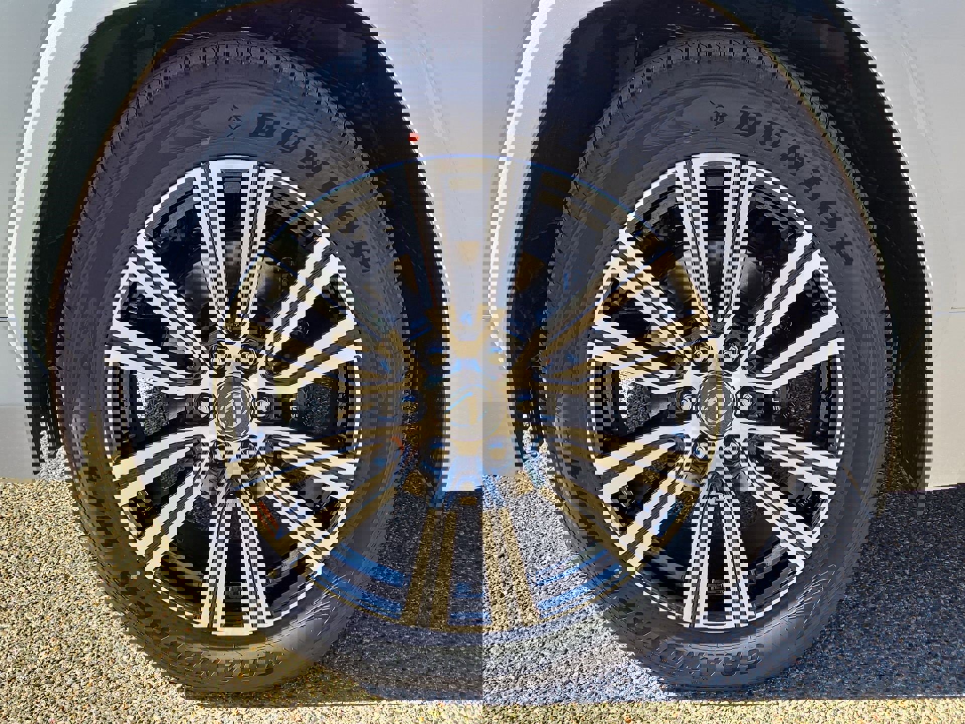 New 2026 Lexus LX 700h Luxury image 11