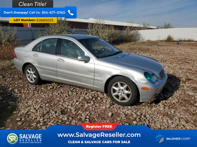Used 2004 Mercedes-Benz C 240 Sedan image 5