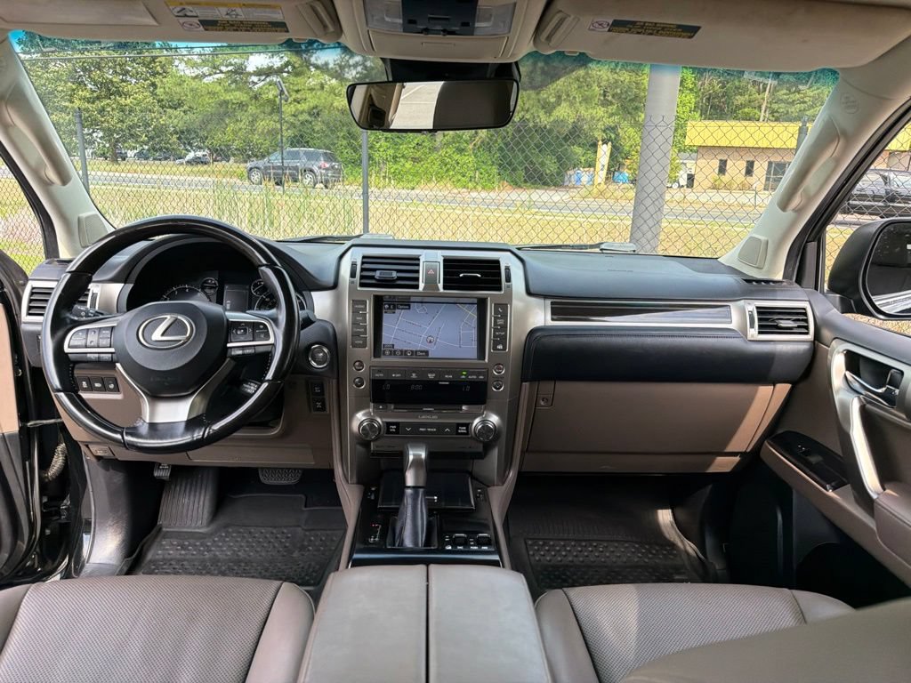 Used 2021 Lexus GX 460 Premium w/ Premium Package AWD/4WD image 8