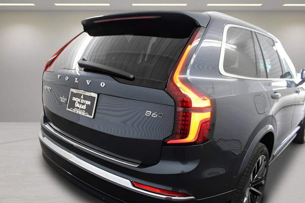 New 2026 Volvo XC90 B6 Plus w/ Protection Package Premier AWD/4WD image 37
