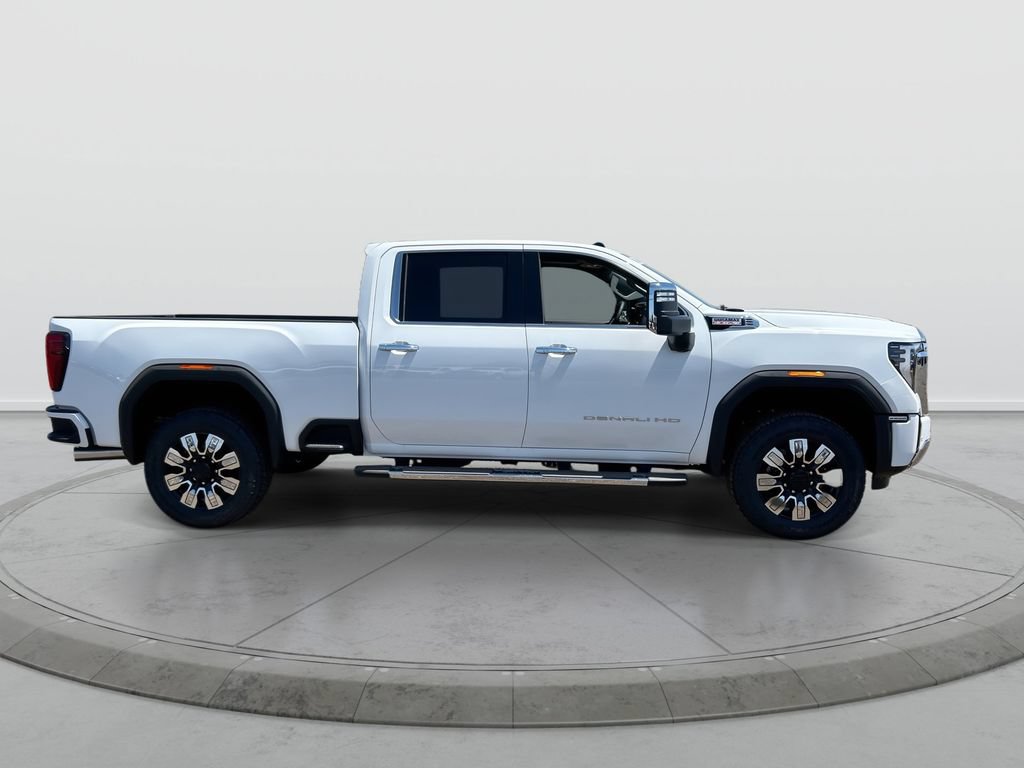 New 2026 GMC Sierra 2500 Denali w/ Denali Reserve Package AWD/4WD image 9