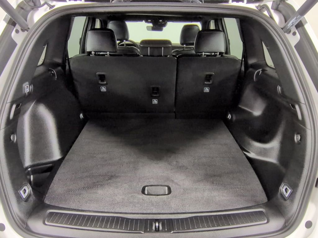 Certified 2025 Jeep Grand Cherokee Altitude AWD/4WD image 37