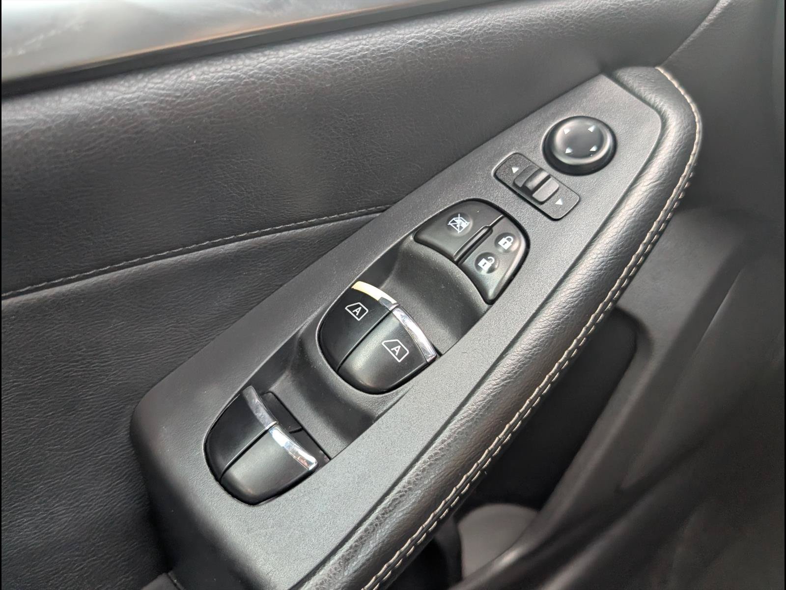 Used 2020 Nissan Maxima 3.5 SL w/ Floor Mat Group FWD image 21