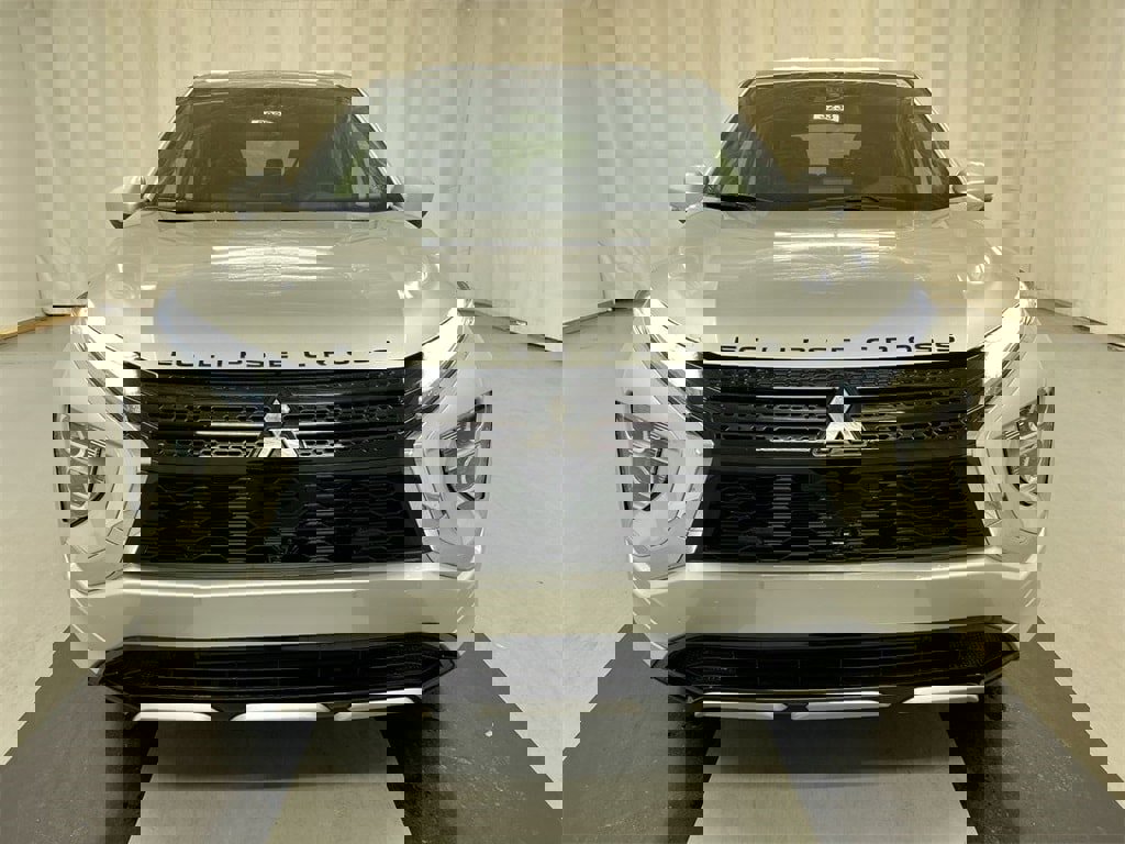 New 2026 Mitsubishi Eclipse Cross SEL image 3