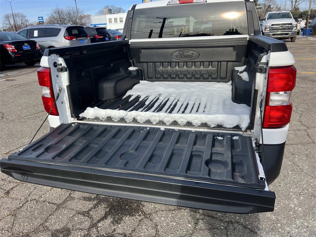 Used 2024 Ford Maverick XL image 10