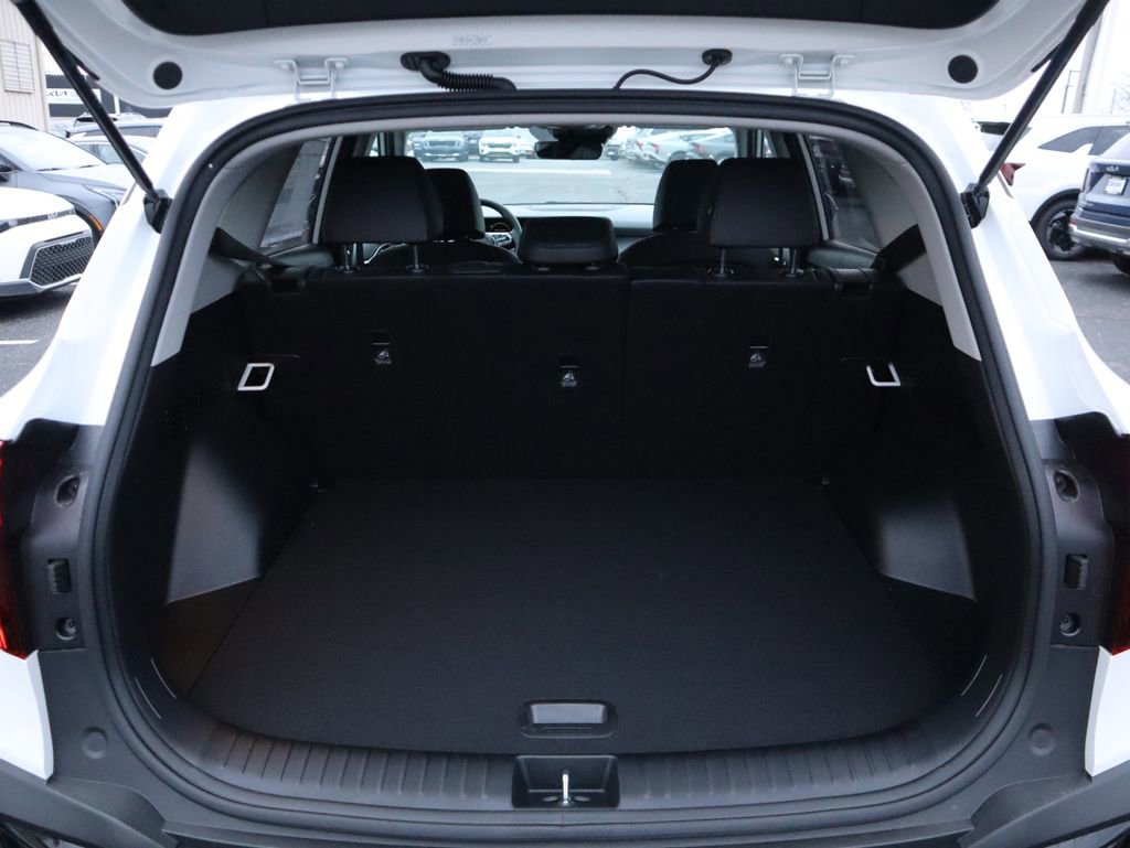 New 2026 Kia Seltos EX FWD image 9