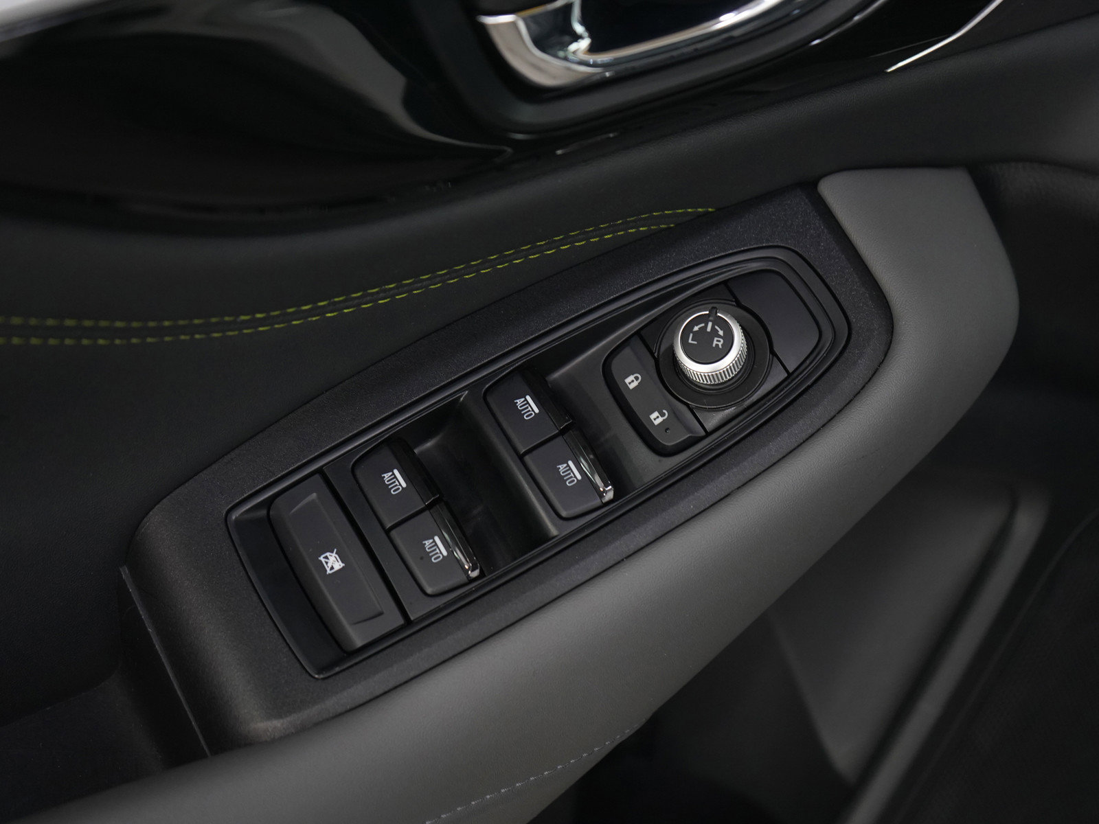 Used 2025 Subaru Outback Onyx Edition image 20