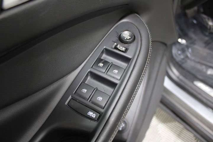 Used 2019 Buick Envision Essence w/ LPO, Cargo Package image 20