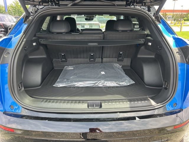 New 2025 Chevrolet Blazer EV RS image 30