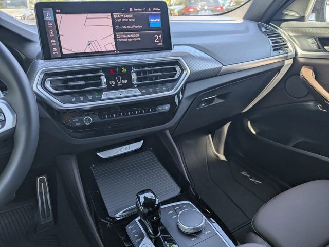 Used 2024 BMW X4 xDrive30i w/ Premium Package image 24