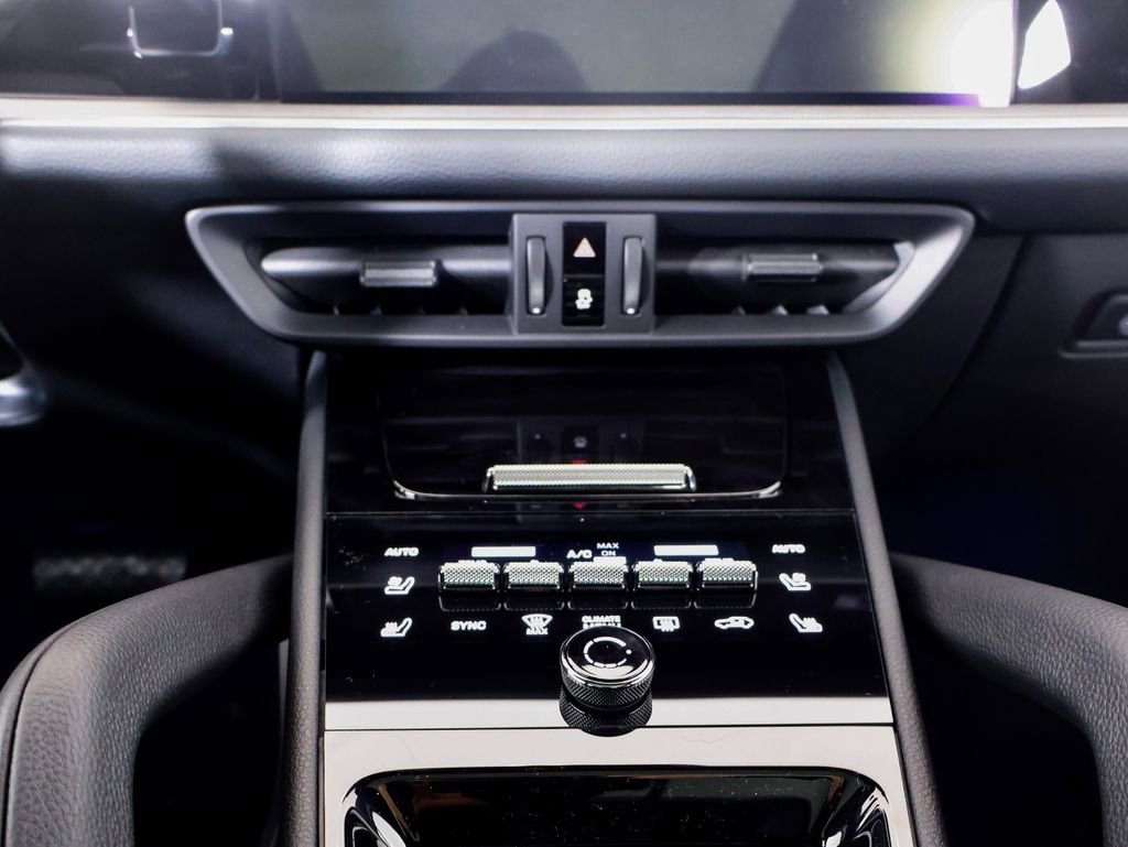 New 2026 Porsche Cayenne image 20