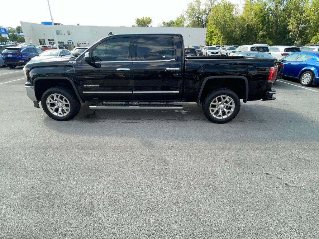 Used 2017 GMC Sierra 1500 SLT w/ SLT Premium Package AWD/4WD image 8