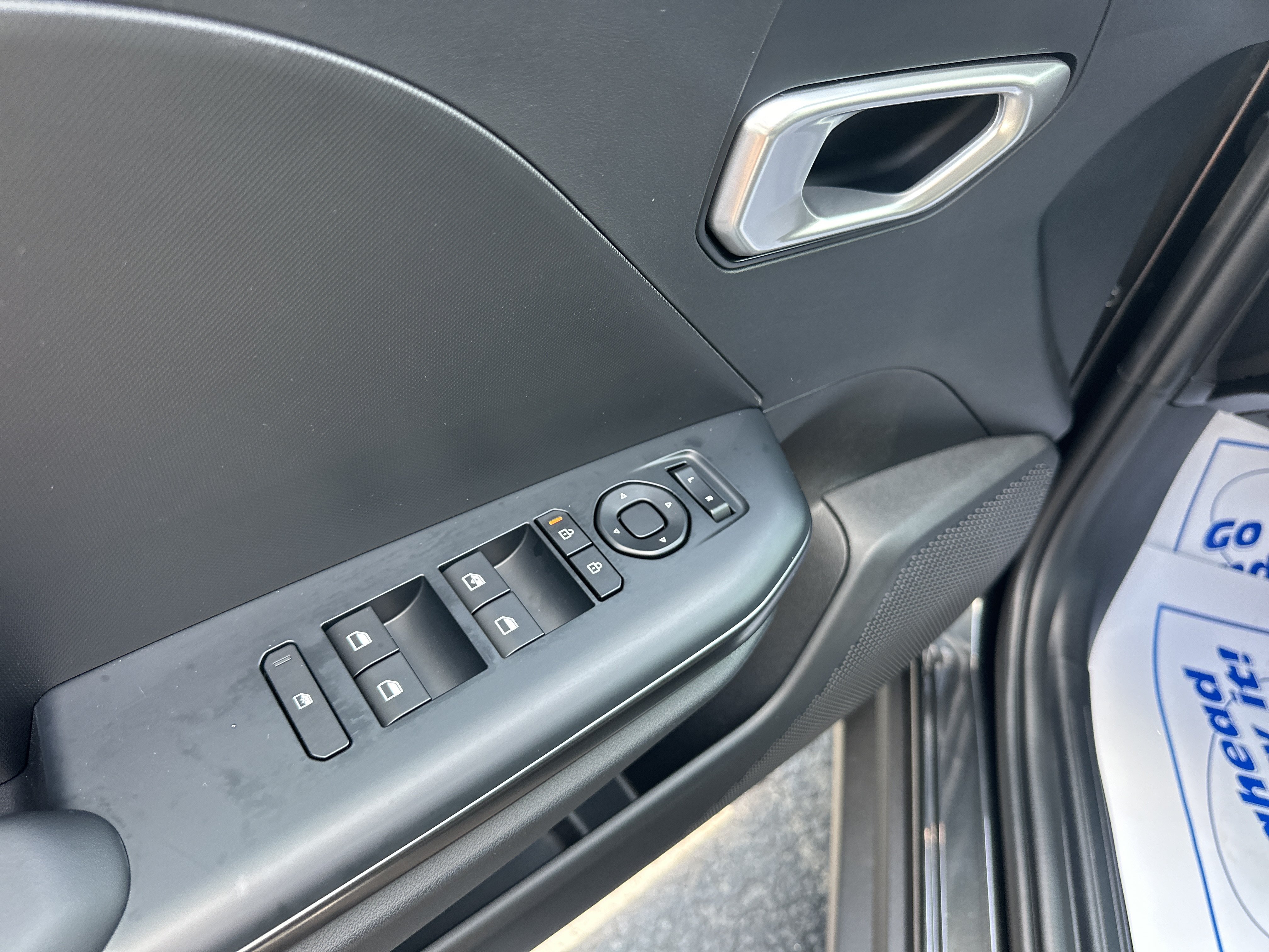 New 2026 Kia K4 FWD image 9
